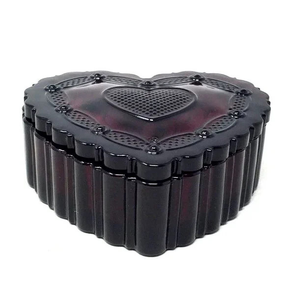 Vintage Avon 1876 Cape Cod Collection Ruby Red Glass Heart-Shaped Trinket Box - Picture 6 of 14
